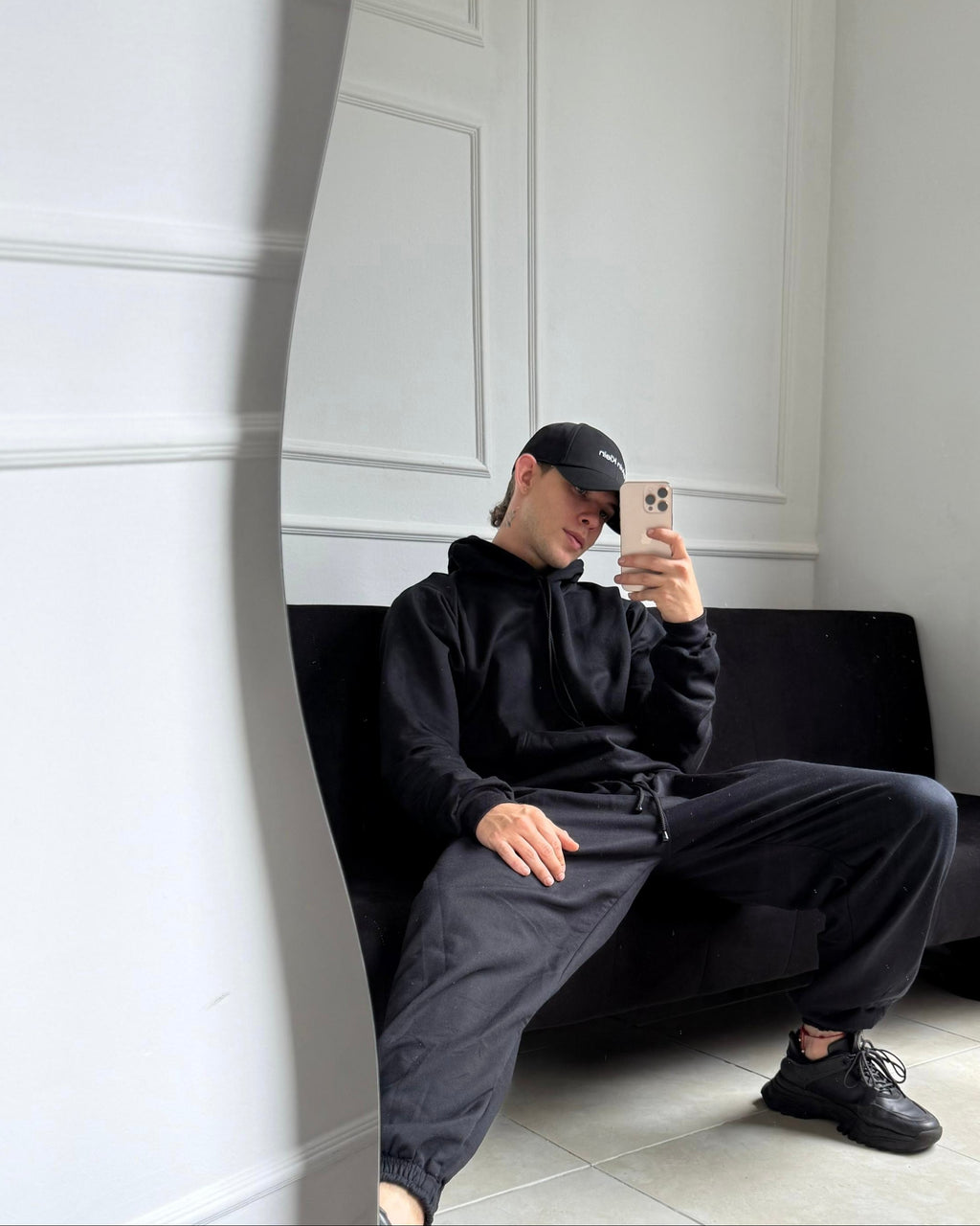 Set jogger y buzo con capota