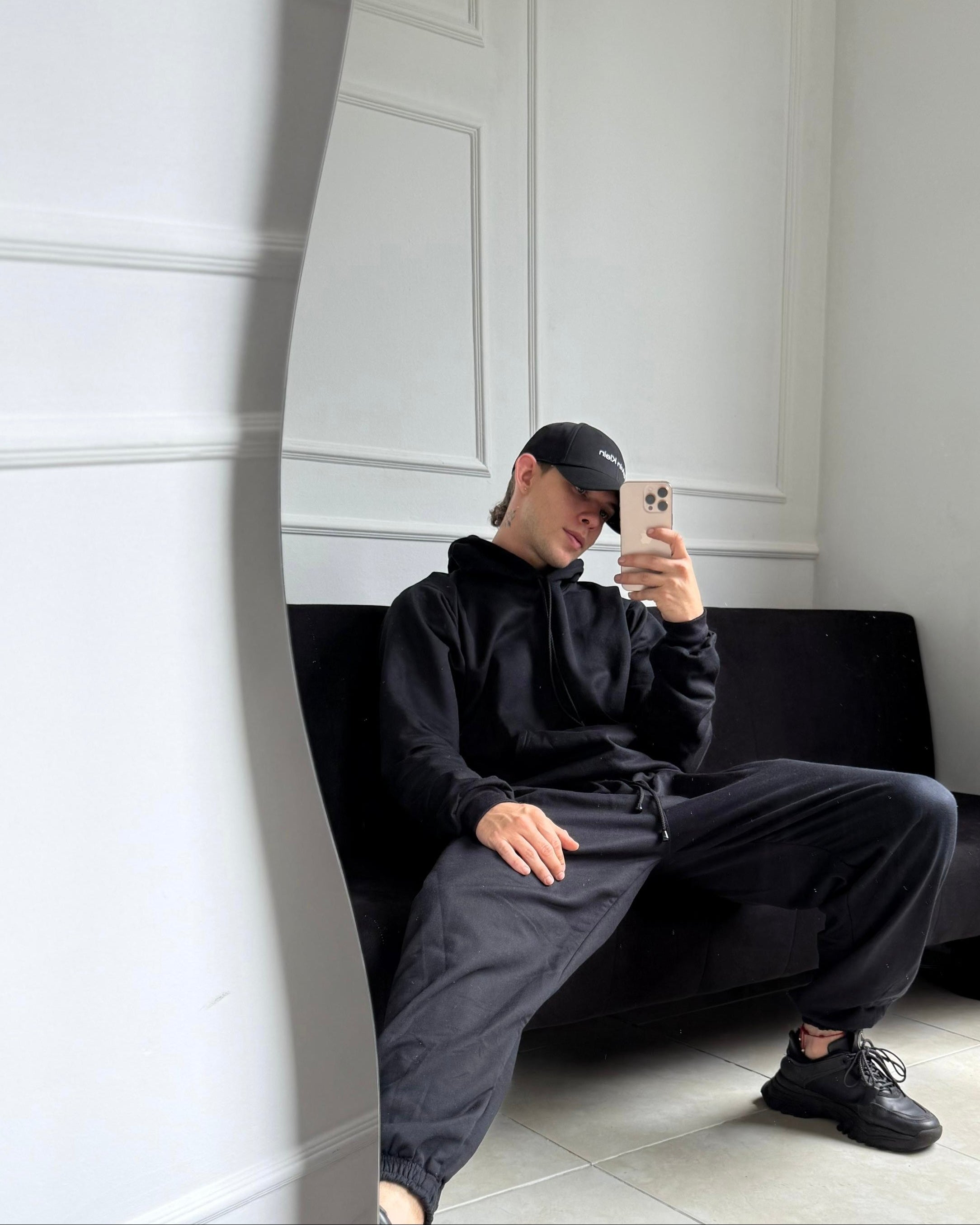 Set jogger y buzo con capota