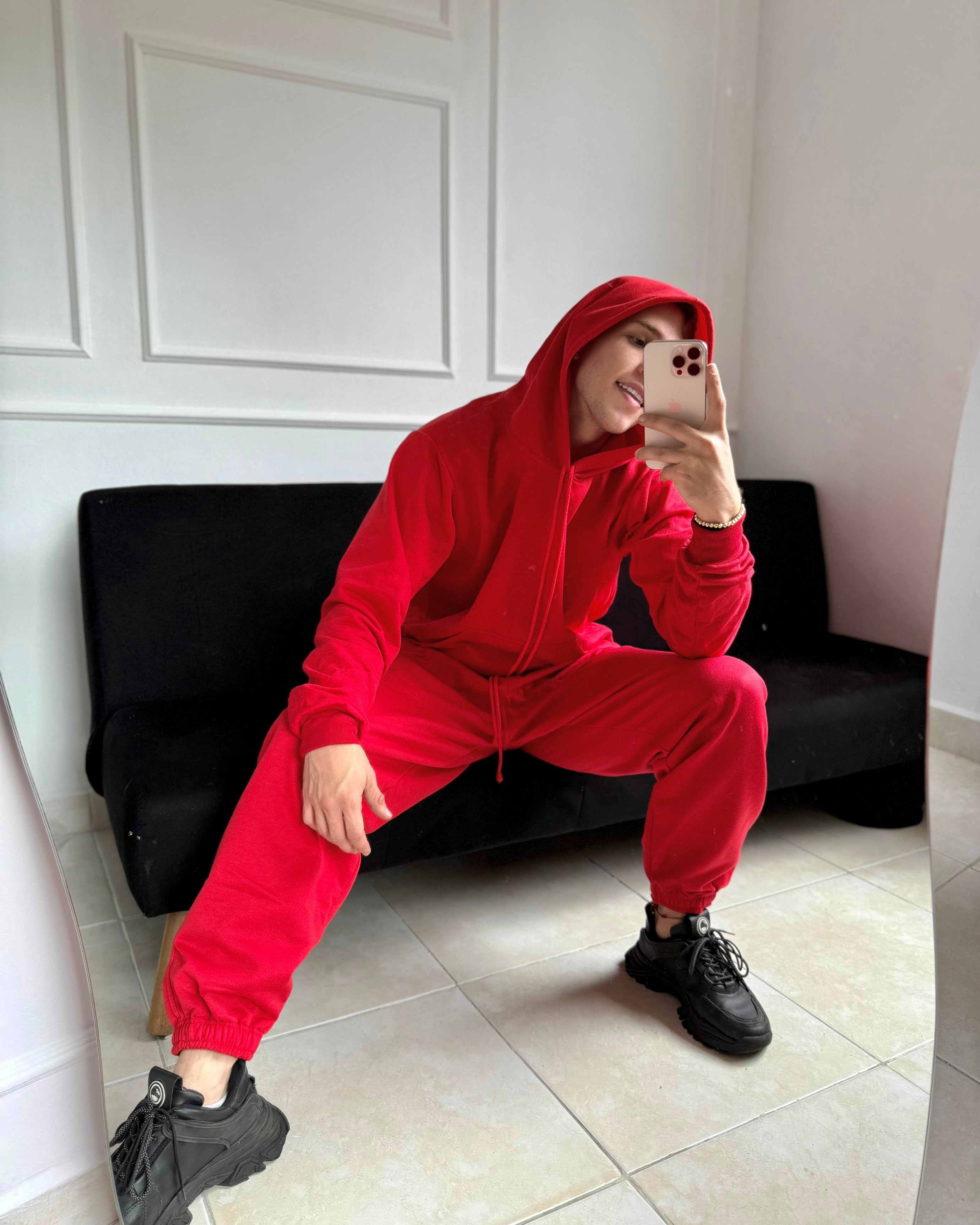 Set jogger y buzo con capota